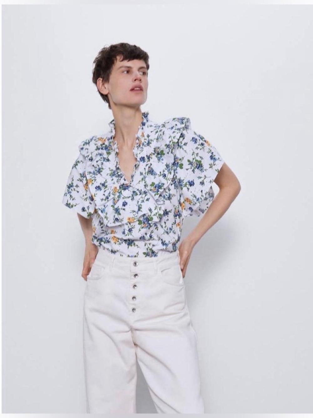 Zara Floral Ruffle Blouse Floral Romantic Cottagecore Short Sleeve (Size M)